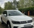Белый Фольксваген Тигуан, объемом двигателя 2 л и пробегом 85 тыс. км за 10800 $, фото 1 на Automoto.ua