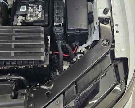 Белый Фольксваген Тигуан, объемом двигателя 1.98 л и пробегом 187 тыс. км за 21900 $, фото 43 на Automoto.ua