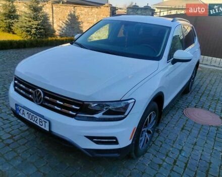 Белый Фольксваген Тигуан, объемом двигателя 2 л и пробегом 58 тыс. км за 22500 $, фото 5 на Automoto.ua