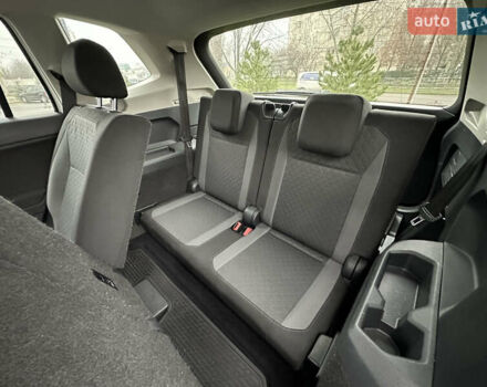 Белый Фольксваген Тигуан, объемом двигателя 0 л и пробегом 145 тыс. км за 15900 $, фото 8 на Automoto.ua