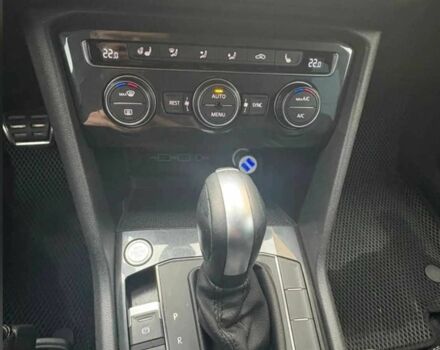 Белый Фольксваген Тигуан, объемом двигателя 2 л и пробегом 143 тыс. км за 19999 $, фото 8 на Automoto.ua