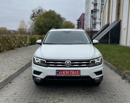 Белый Фольксваген Тигуан, объемом двигателя 0 л и пробегом 76 тыс. км за 22700 $, фото 5 на Automoto.ua