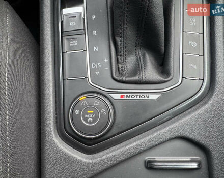 Білий Фольксваген Тігуан, об'ємом двигуна 2 л та пробігом 186 тис. км за 29999 $, фото 67 на Automoto.ua