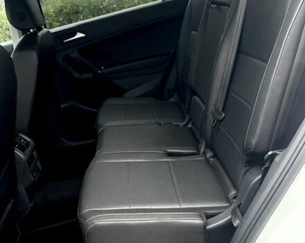 Белый Фольксваген Тигуан, объемом двигателя 2 л и пробегом 112 тыс. км за 22500 $, фото 34 на Automoto.ua