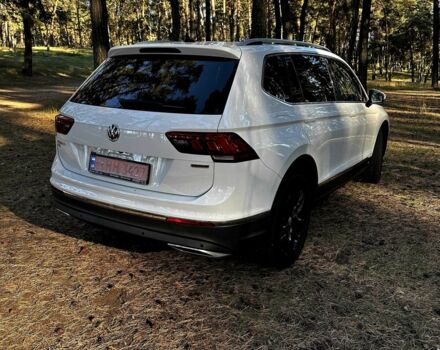 Белый Фольксваген Тигуан, объемом двигателя 2 л и пробегом 72 тыс. км за 23000 $, фото 11 на Automoto.ua