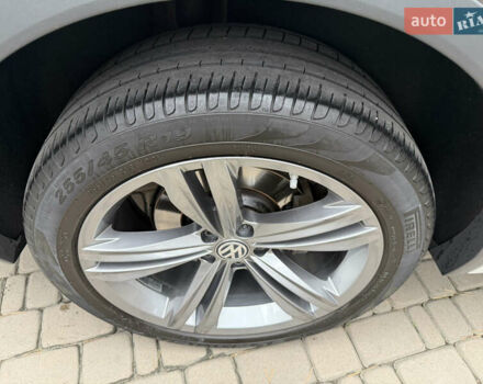 Белый Фольксваген Тигуан, объемом двигателя 2 л и пробегом 245 тыс. км за 28800 $, фото 15 на Automoto.ua