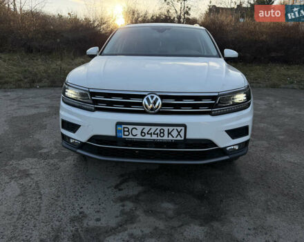 Білий Фольксваген Тігуан, об'ємом двигуна 1.98 л та пробігом 59 тис. км за 31200 $, фото 1 на Automoto.ua