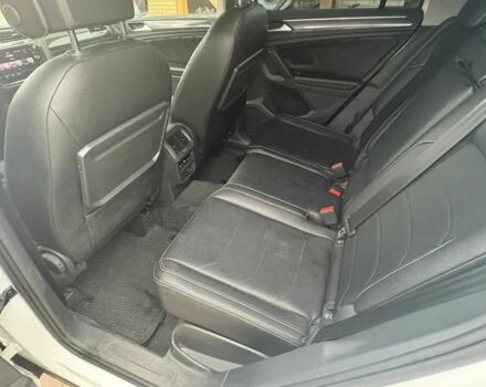 Белый Фольксваген Тигуан, объемом двигателя 2 л и пробегом 143 тыс. км за 19999 $, фото 10 на Automoto.ua