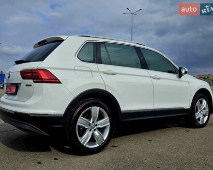 Білий Фольксваген Тігуан, об'ємом двигуна 2 л та пробігом 170 тис. км за 28500 $, фото 14 на Automoto.ua