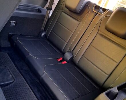 Белый Фольксваген Тигуан, объемом двигателя 2 л и пробегом 58 тыс. км за 24000 $, фото 5 на Automoto.ua