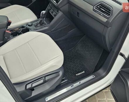 Белый Фольксваген Тигуан, объемом двигателя 1.98 л и пробегом 187 тыс. км за 21900 $, фото 36 на Automoto.ua