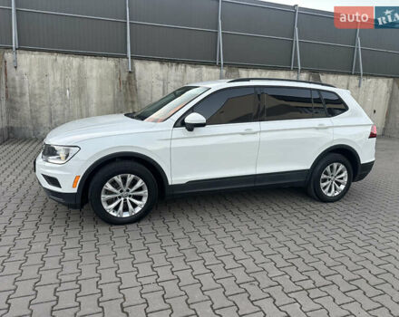 Білий Фольксваген Тігуан, об'ємом двигуна 1.98 л та пробігом 227 тис. км за 15999 $, фото 11 на Automoto.ua