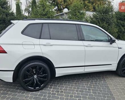 Белый Фольксваген Тигуан, объемом двигателя 1.98 л и пробегом 187 тыс. км за 21900 $, фото 3 на Automoto.ua