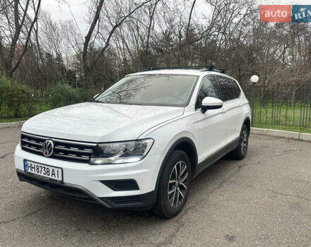 Белый Фольксваген Тигуан, объемом двигателя 2 л и пробегом 112 тыс. км за 22500 $, фото 7 на Automoto.ua