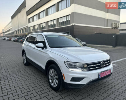 Білий Фольксваген Тігуан, об'ємом двигуна 1.98 л та пробігом 227 тис. км за 15999 $, фото 20 на Automoto.ua