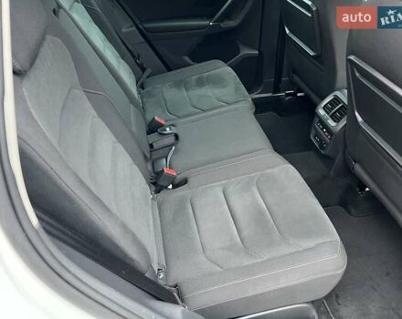 Белый Фольксваген Тигуан, объемом двигателя 1.97 л и пробегом 43 тыс. км за 26900 $, фото 51 на Automoto.ua