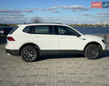 Белый Фольксваген Тигуан, объемом двигателя 1.98 л и пробегом 186 тыс. км за 27500 $, фото 15 на Automoto.ua