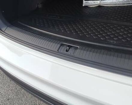 Белый Фольксваген Тигуан, объемом двигателя 1.97 л и пробегом 98 тыс. км за 30000 $, фото 25 на Automoto.ua