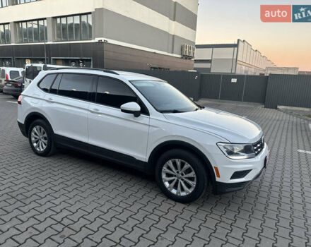 Білий Фольксваген Тігуан, об'ємом двигуна 1.98 л та пробігом 227 тис. км за 15999 $, фото 25 на Automoto.ua