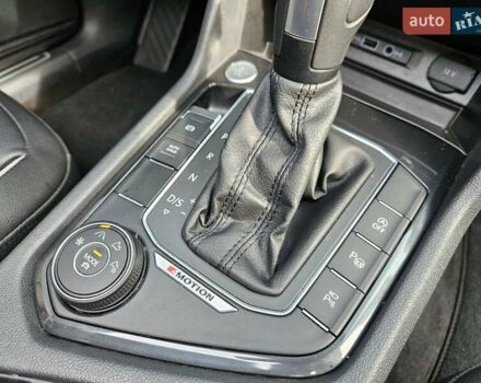 Білий Фольксваген Тігуан, об'ємом двигуна 2 л та пробігом 170 тис. км за 28500 $, фото 39 на Automoto.ua