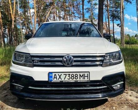 Білий Фольксваген Тігуан, об'ємом двигуна 1.98 л та пробігом 30 тис. км за 22100 $, фото 2 на Automoto.ua