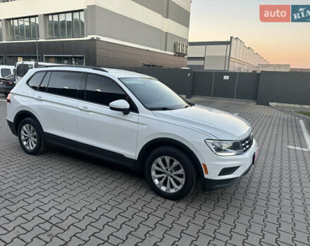 Білий Фольксваген Тігуан, об'ємом двигуна 1.98 л та пробігом 227 тис. км за 15999 $, фото 26 на Automoto.ua