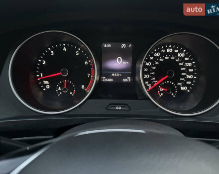 Білий Фольксваген Тігуан, об'ємом двигуна 1.98 л та пробігом 227 тис. км за 15999 $, фото 49 на Automoto.ua