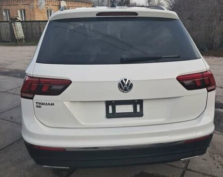 Білий Фольксваген Тігуан, об'ємом двигуна 2 л та пробігом 142 тис. км за 17200 $, фото 5 на Automoto.ua