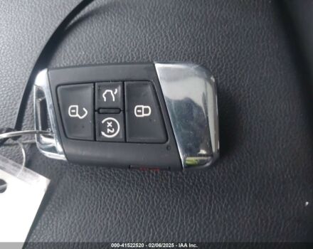 Білий Фольксваген Тігуан, об'ємом двигуна 2 л та пробігом 77 тис. км за 11450 $, фото 8 на Automoto.ua