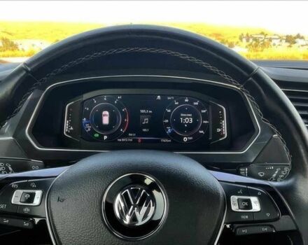 Белый Фольксваген Тигуан, объемом двигателя 2 л и пробегом 31 тыс. км за 12000 $, фото 6 на Automoto.ua