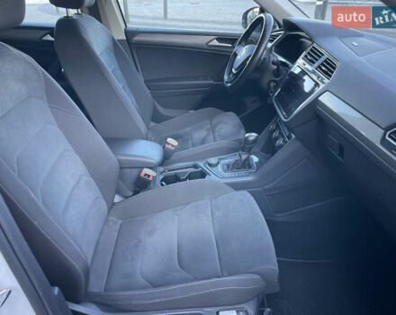 Белый Фольксваген Тигуан, объемом двигателя 1.98 л и пробегом 186 тыс. км за 27500 $, фото 44 на Automoto.ua