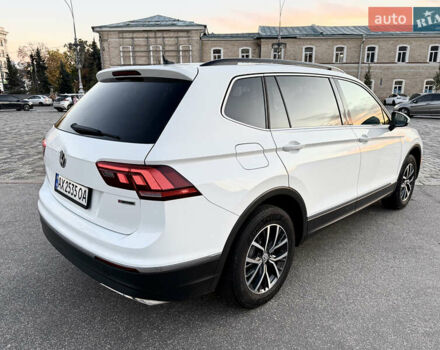 Білий Фольксваген Тігуан, об'ємом двигуна 1.98 л та пробігом 54 тис. км за 23700 $, фото 6 на Automoto.ua