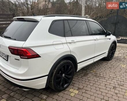 Белый Фольксваген Тигуан, объемом двигателя 1.98 л и пробегом 127 тыс. км за 26200 $, фото 4 на Automoto.ua