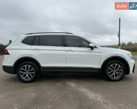 Белый Фольксваген Тигуан, объемом двигателя 2 л и пробегом 88 тыс. км за 25000 $, фото 8 на Automoto.ua