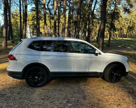 Белый Фольксваген Тигуан, объемом двигателя 1.98 л и пробегом 72 тыс. км за 23000 $, фото 11 на Automoto.ua