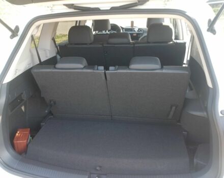 Білий Фольксваген Тігуан, об'ємом двигуна 2 л та пробігом 50 тис. км за 26500 $, фото 5 на Automoto.ua