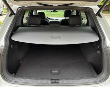 Белый Фольксваген Тигуан, объемом двигателя 2 л и пробегом 38 тыс. км за 18150 $, фото 11 на Automoto.ua