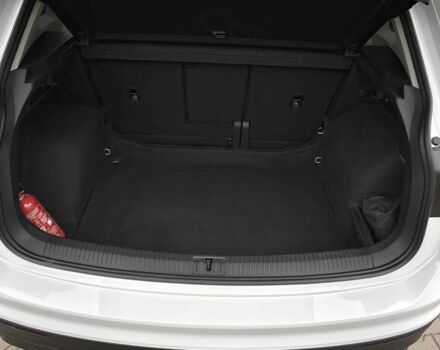 Білий Фольксваген Тігуан, об'ємом двигуна 2 л та пробігом 32 тис. км за 9800 $, фото 11 на Automoto.ua