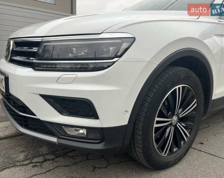 Белый Фольксваген Тигуан, объемом двигателя 1.97 л и пробегом 43 тыс. км за 26900 $, фото 3 на Automoto.ua