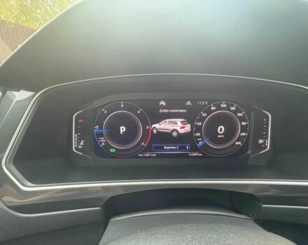 Белый Фольксваген Тигуан, объемом двигателя 2 л и пробегом 143 тыс. км за 19999 $, фото 5 на Automoto.ua