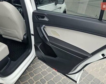 Белый Фольксваген Тигуан, объемом двигателя 1.98 л и пробегом 187 тыс. км за 21900 $, фото 35 на Automoto.ua