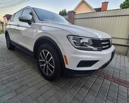 Белый Фольксваген Тигуан, объемом двигателя 2 л и пробегом 79 тыс. км за 17000 $, фото 2 на Automoto.ua