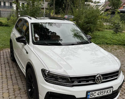 Белый Фольксваген Тигуан, объемом двигателя 1.97 л и пробегом 76 тыс. км за 37900 $, фото 4 на Automoto.ua