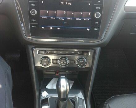 Білий Фольксваген Тігуан, об'ємом двигуна 2 л та пробігом 50 тис. км за 26500 $, фото 4 на Automoto.ua