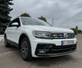 Белый Фольксваген Тигуан, объемом двигателя 2 л и пробегом 88 тыс. км за 25000 $, фото 1 на Automoto.ua
