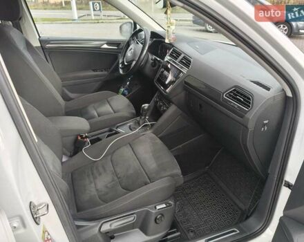 Білий Фольксваген Тігуан, об'ємом двигуна 1.97 л та пробігом 114 тис. км за 29500 $, фото 19 на Automoto.ua