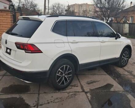 Білий Фольксваген Тігуан, об'ємом двигуна 2 л та пробігом 142 тис. км за 17200 $, фото 7 на Automoto.ua