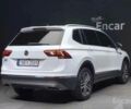 Білий Фольксваген Тігуан, об'ємом двигуна 2 л та пробігом 41 тис. км за 18000 $, фото 2 на Automoto.ua