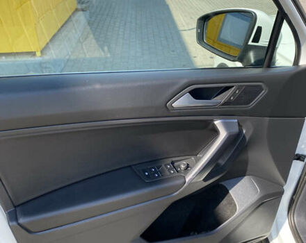 Білий Фольксваген Тігуан, об'ємом двигуна 0 л та пробігом 93 тис. км за 21500 $, фото 10 на Automoto.ua