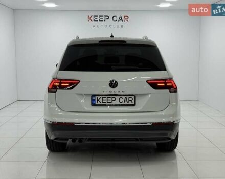 Білий Фольксваген Тігуан, об'ємом двигуна 1.97 л та пробігом 40 тис. км за 31500 $, фото 18 на Automoto.ua